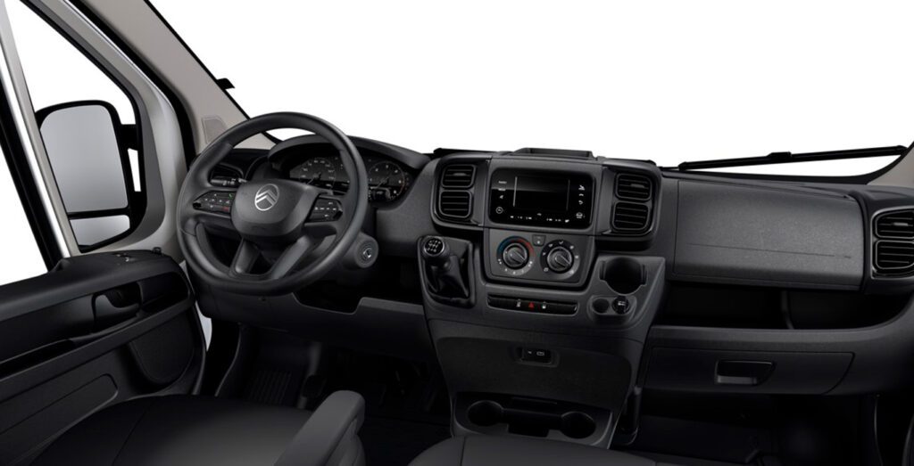 CITROEN-JUMPER-BLUEHDI-140CV-FURGON-L3H2-MANUAL-interior-delantera.jpg