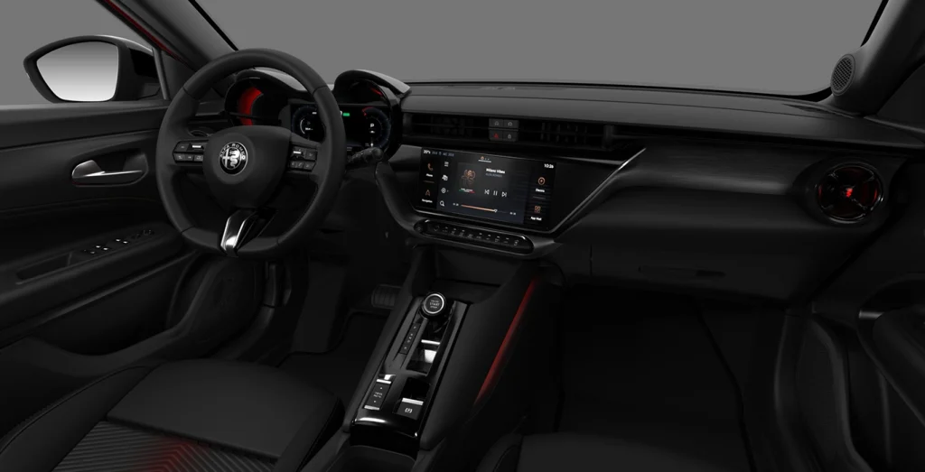ALFA-ROMEO-JUNIOR-IBRIDA-SPECIALE-136CV-AUTOMATICO-interior-delantera.webp