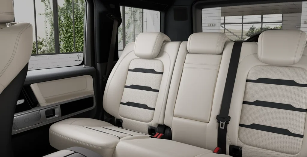 Mercedes-AMG-G-63-interior-trasera-1.webp