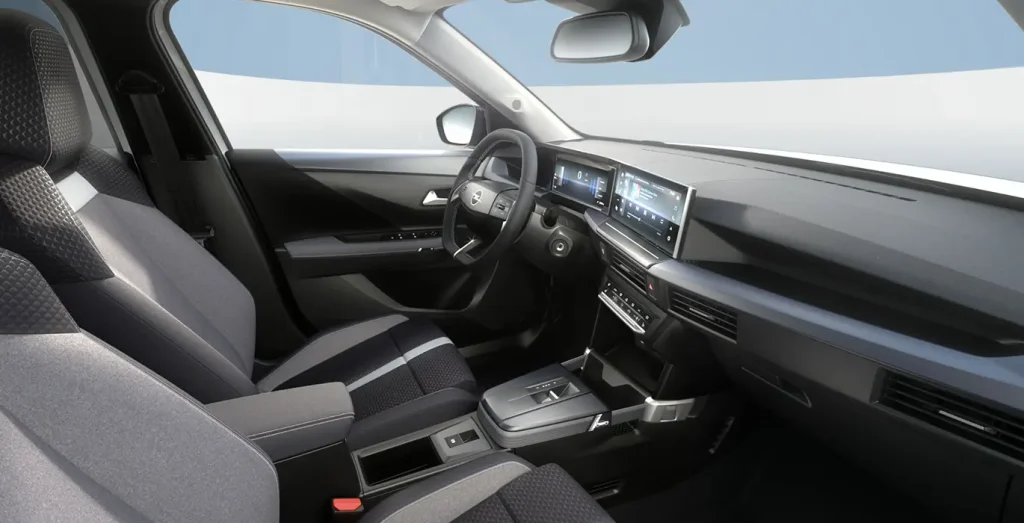 Opel-Frontera-GS-1.2T-XHT-Hybrid-eDCT6-81kW-interior-delantera-II-2.webp
