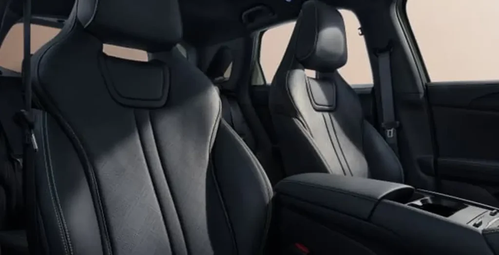 BYD-ATTO-2-Active-130kW-interior-delantera-II.webp