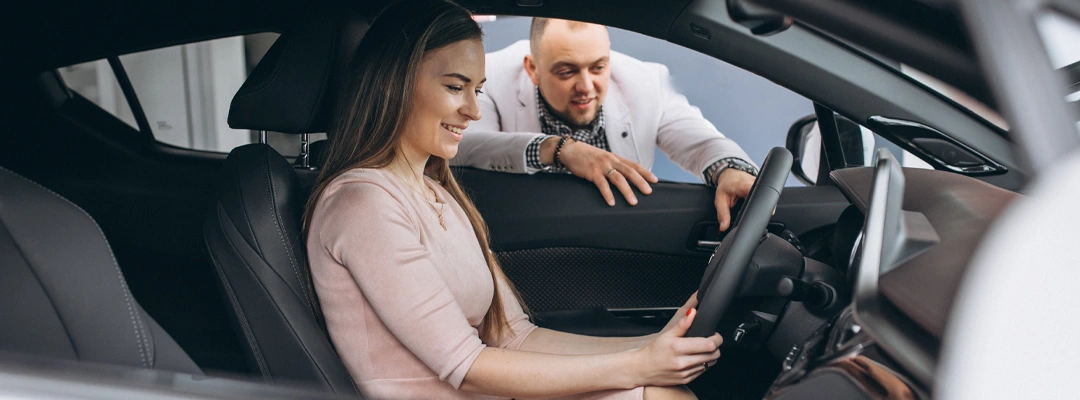 Renting o compra de coche en Asturias: qué opción merece más la pena